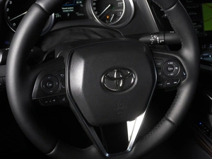 Седан Toyota Camry 2020 года, 4149000 рублей, Красный Пахарь