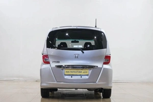 Минивэн Honda Freed 2015 года, 1099000 рублей, Новокузнецк