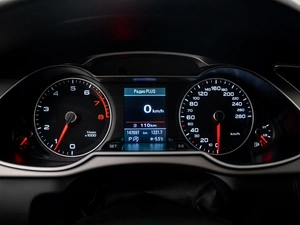 Седан Audi A4 2012 года, 1450000 рублей, Красноярск