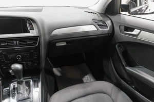 Седан Audi A4 2011 года, 889000 рублей, Новокузнецк