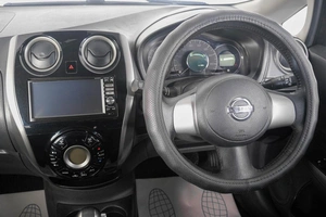 Хетчбэк Nissan Note 2014 года, 889000 рублей, Кемерово