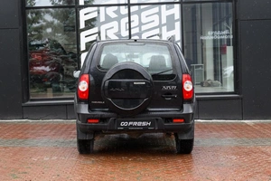 Внедорожник Chevrolet Niva 2018 года, 899000 рублей, Ульяновск