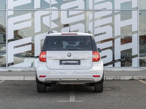 Внедорожник Skoda Yeti 2014 года, 1220000 рублей, Краснодар
