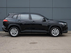 Внедорожник Toyota Corolla Cross 2024 года, 3380000 рублей, Краснодар