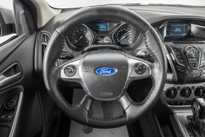 Универсал Ford Focus 2013 года, 999000 рублей, Барнаул