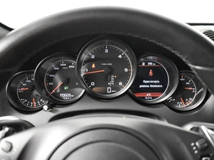 Внедорожник Porsche Cayenne 2012 года, 2129900 рублей, Казань