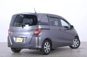 Минивэн Honda Freed 2012 года, 1149000 рублей, Омск