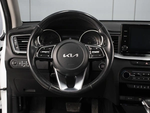 Универсал Kia Ceed 2022 года, 2175000 рублей, Омск