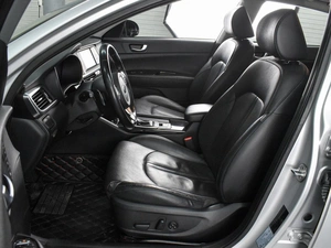 Седан Kia Optima 2018 года, 1756070 рублей, Воронеж