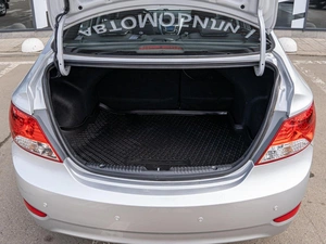 Седан Hyundai Solaris 2013 года, 960000 рублей, Краснодар