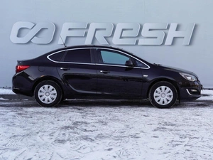 Седан Opel Astra 2012 года, 999000 рублей, Волгоград