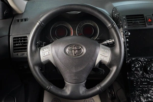 Седан Toyota Corolla 2008 года, 849000 рублей, Тюмень