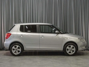 Хетчбэк Skoda Fabia 2012 года, 559000 рублей, Тюмень
