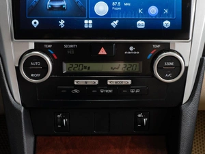 Седан Toyota Camry 2012 года, 1699000 рублей, Тюмень