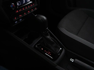 Лифтбек Volkswagen Polo 2021 года, 2109444 рублей, Москва