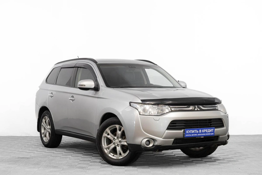 Внедорожник Mitsubishi Outlander 2013 года, 1649000 рублей, Барнаул
