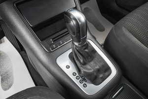Внедорожник Volkswagen Tiguan 2014 года, 1259000 рублей, Барнаул