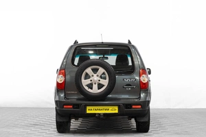 Внедорожник Chevrolet Niva 2014 года, 649000 рублей, Барнаул