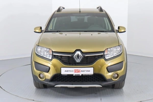 Хэтчбек Renault Sandero 2015 года, 920000 рублей, Брянск