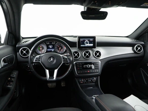 Внедорожник Mercedes-benz GLA-класс 2015 года, 2246444 рублей, Москва
