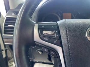 Внедорожник Toyota Land Cruiser Prado 2021 года, 6400000 рублей, Красноярск