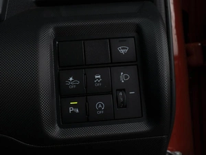 Внедорожник Daihatsu Rocky 2020 года, 1650000 рублей, Омск