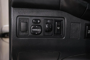 Седан Toyota Avensis 2006 года, 639000 рублей, Новокузнецк