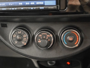 Хетчбэк Toyota Vitz 2019 года, 1080000 рублей, Красноярск