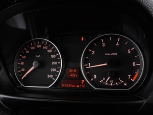 Хетчбэк BMW 1 серия 2011 года, 879000 рублей, Воронеж