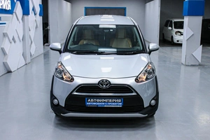 Минивэн Toyota Sienta 2018 года, 1293000 рублей, Солонцы