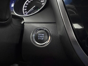 Седан Toyota Camry 2019 года, 2650100 рублей, Казань