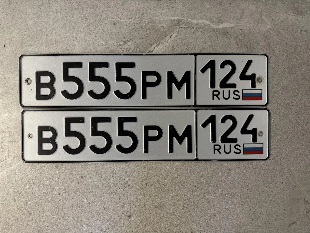Продам гос.номер В 555 РМ 124 280000 рублей, Красноярск