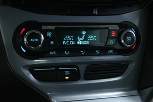 Хетчбэк Ford Focus 2011 года, 798000 рублей, Солонцы