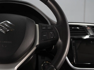 Внедорожник Suzuki SX4 2019 года, 2150000 рублей, Омск