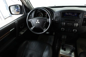 Внедорожник Mitsubishi Pajero 2007 года, 1499000 рублей, Красноярск