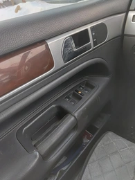 Внедорожник Volkswagen Touareg 2004 года, 751000 рублей, Красноярск