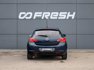 Хетчбэк Opel Astra 2011 года, 695000 рублей, Краснодар