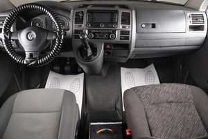 Минивэн Volkswagen Caravelle 2012 года, 1749000 рублей, Оренбург