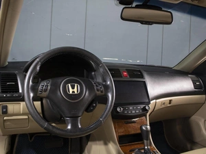 Седан Honda Accord 2007 года, 950000 рублей, Омск