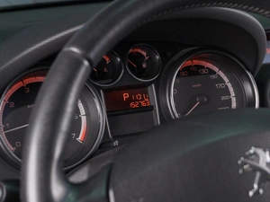 Седан Peugeot 408 2013 года, 669000 рублей, Сургут