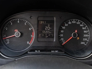 Седан Volkswagen Polo 2016 года, 975000 рублей, Краснодар