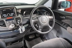 Минивэн Honda Odyssey 2004 года, 799000 рублей, Томск