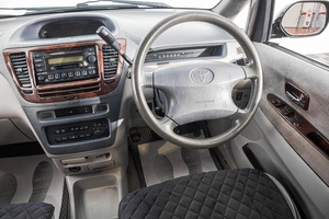 Минивэн Toyota Nadia 1999 года, 489000 рублей, Барнаул