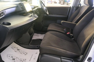 Минивэн Honda Freed 2012 года, 1159000 рублей, Омск