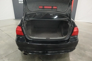 Седан BMW 3 серии 2011 года, 1250000 рублей, Курск