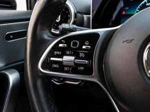 Хетчбэк Mercedes-benz A-класс 2019 года, 2098000 рублей, Краснодар