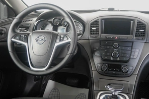 Седан Opel Insignia 2010 года, 999000 рублей, Кемерово