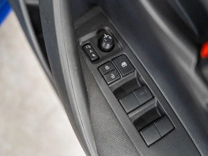 Универсал Toyota Corolla 2019 года, 1805000 рублей, Красноярск