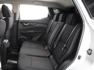 Внедорожник Nissan Qashqai 2016 года, 1410000 рублей, Омск