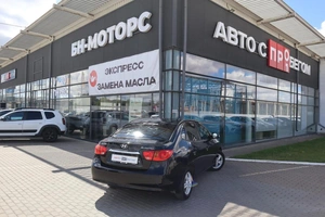 Седан Hyundai Elantra 2010 года, 630000 рублей, Мирное
